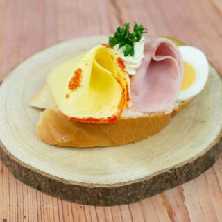 Brněnský na pařížském salátu