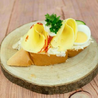 Sýrový na pomazánkovém másle